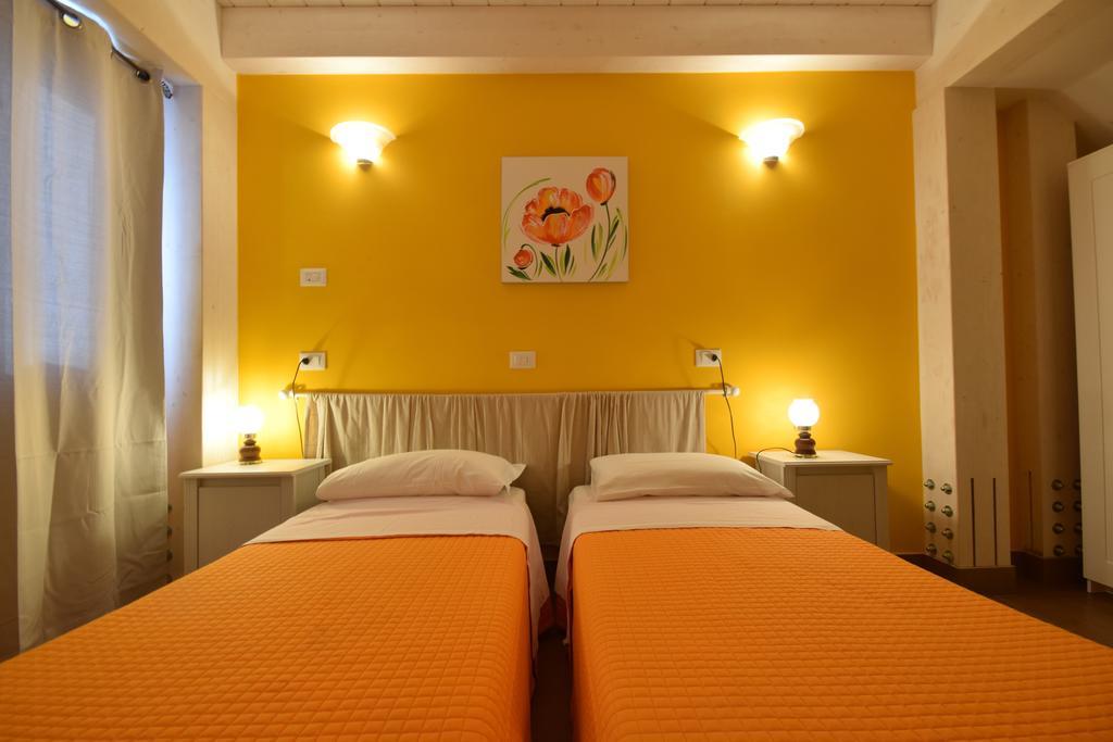 Agriturismo Al Rifugio Divino Belvedere Ostrense Eksteriør bilde